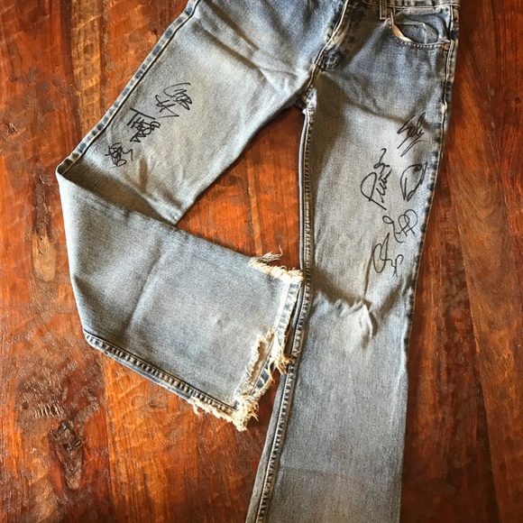 VINTAGE Lei autographed pants GOB, Publicity Stunt, Simple Plan - Picture 2 of 8